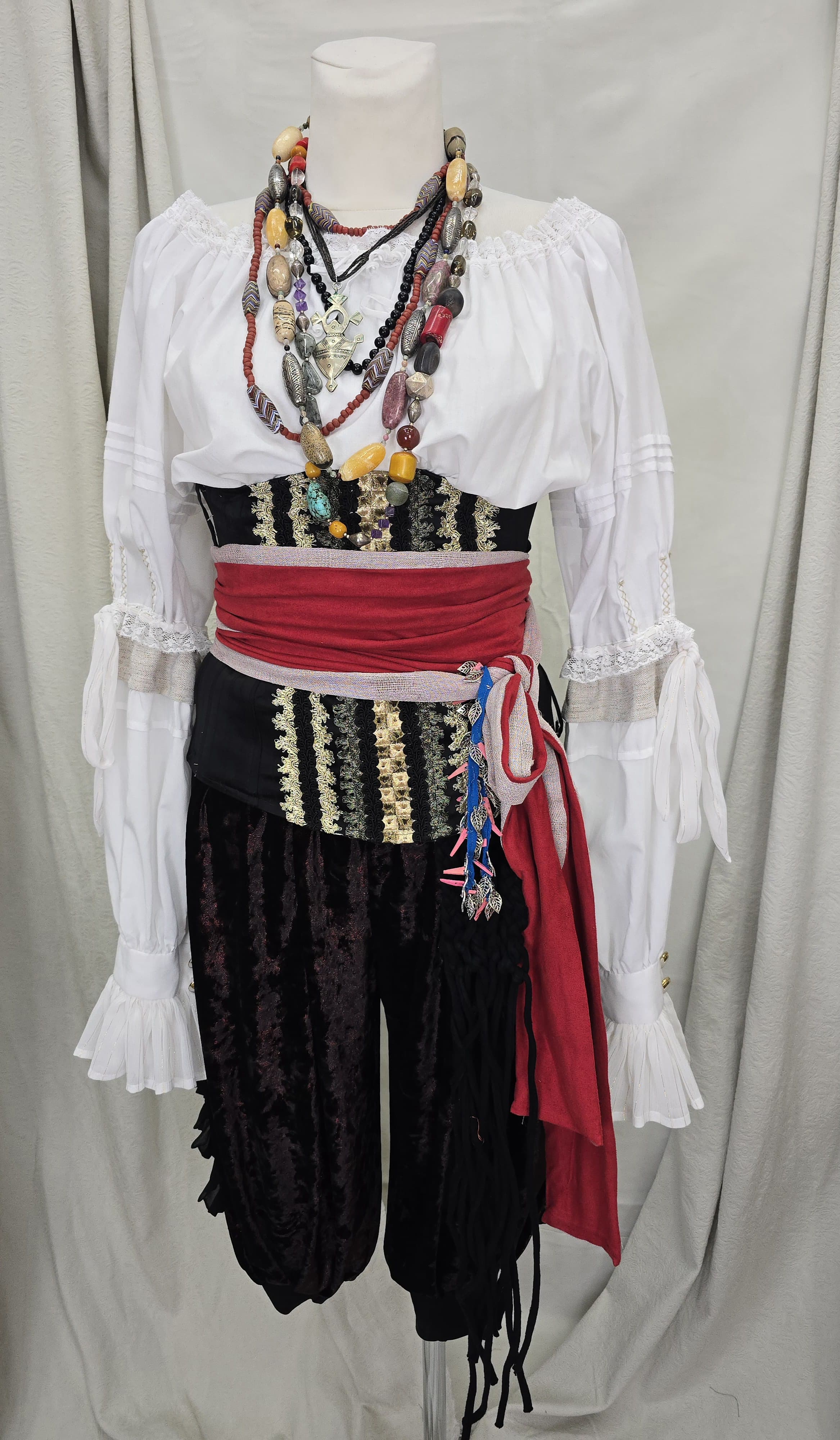  Piratas del caribe traje  Penelope Cruz I - Imagen 1