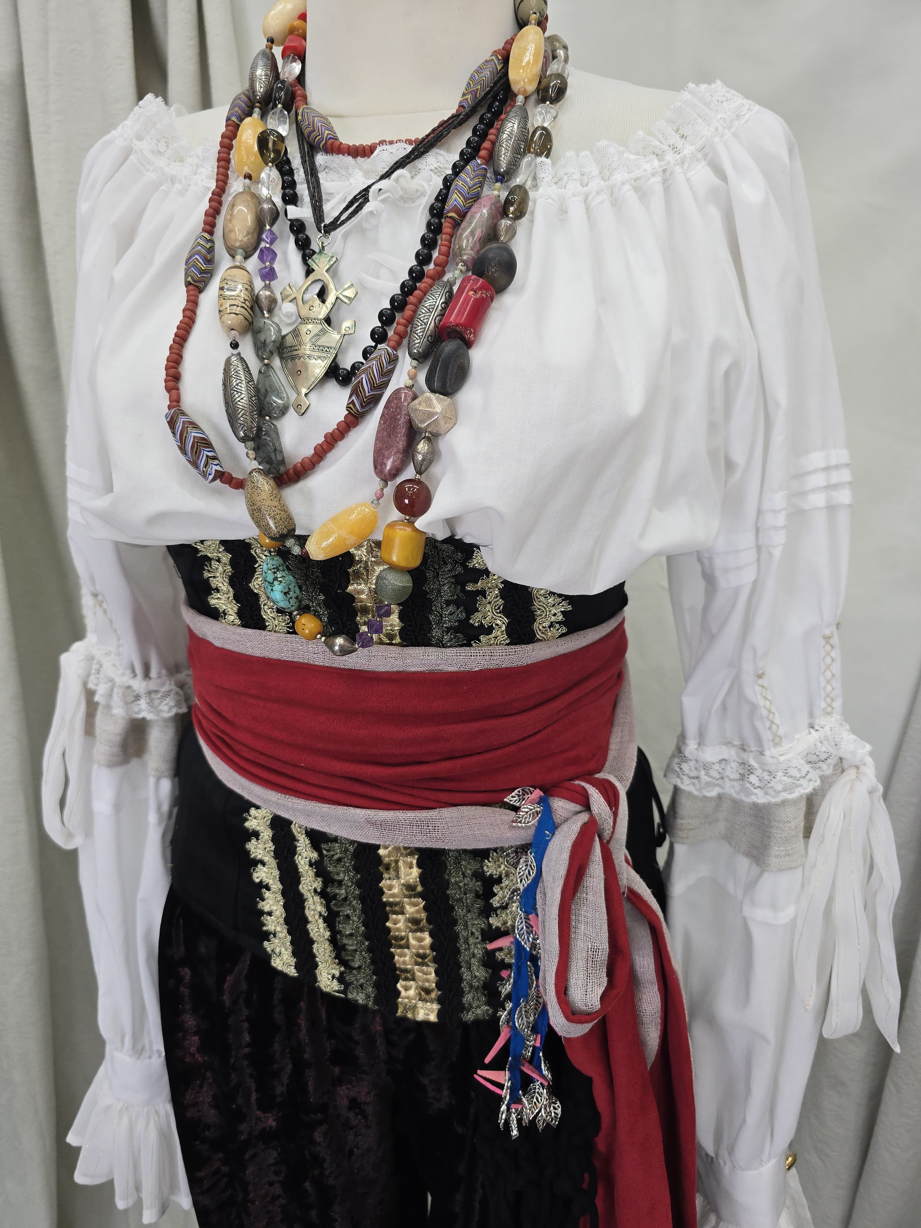  Piratas del caribe traje  Penelope Cruz I - Imagen 2