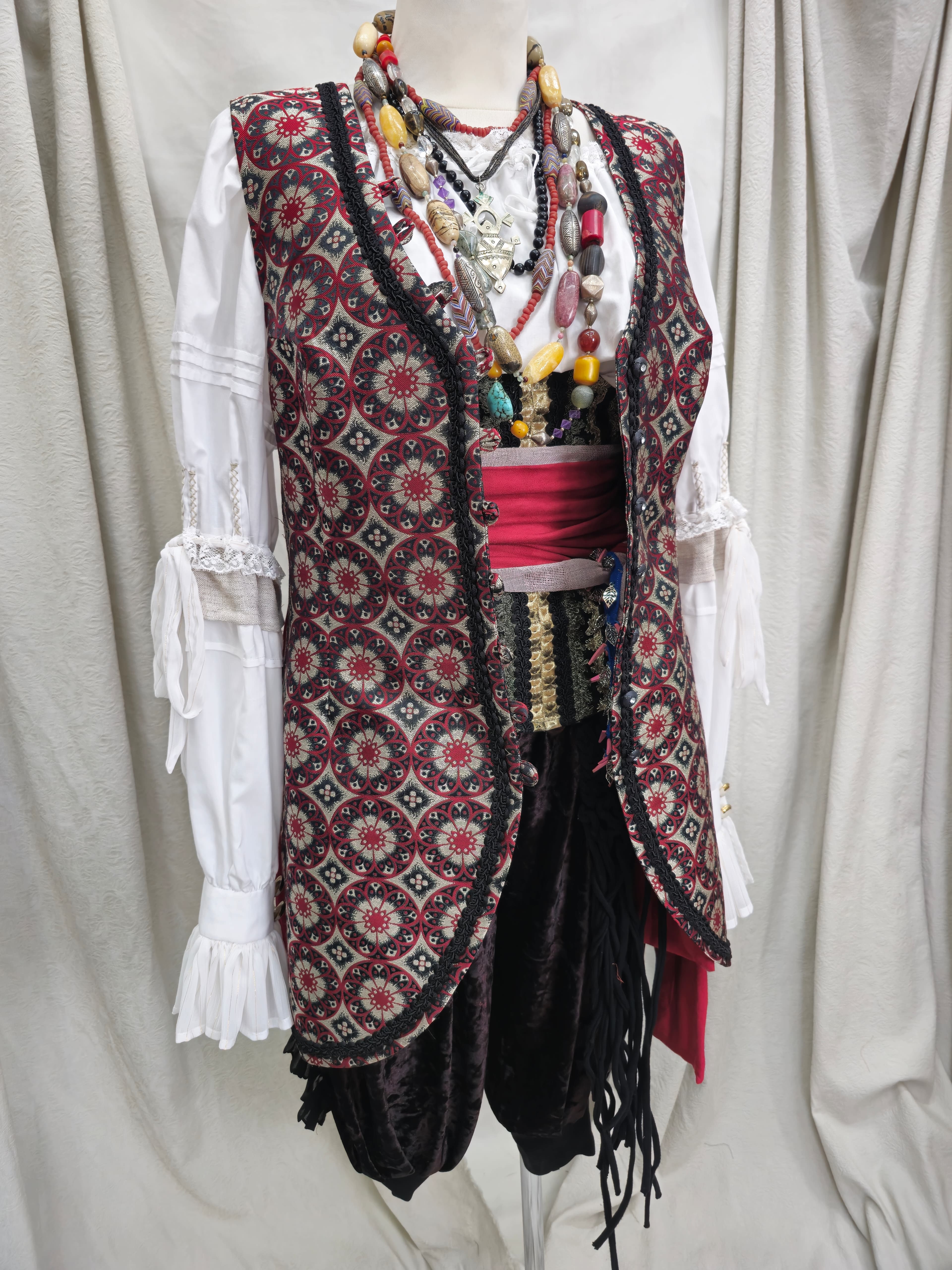  Piratas del caribe traje  Penelope Cruz II - Imagen 2