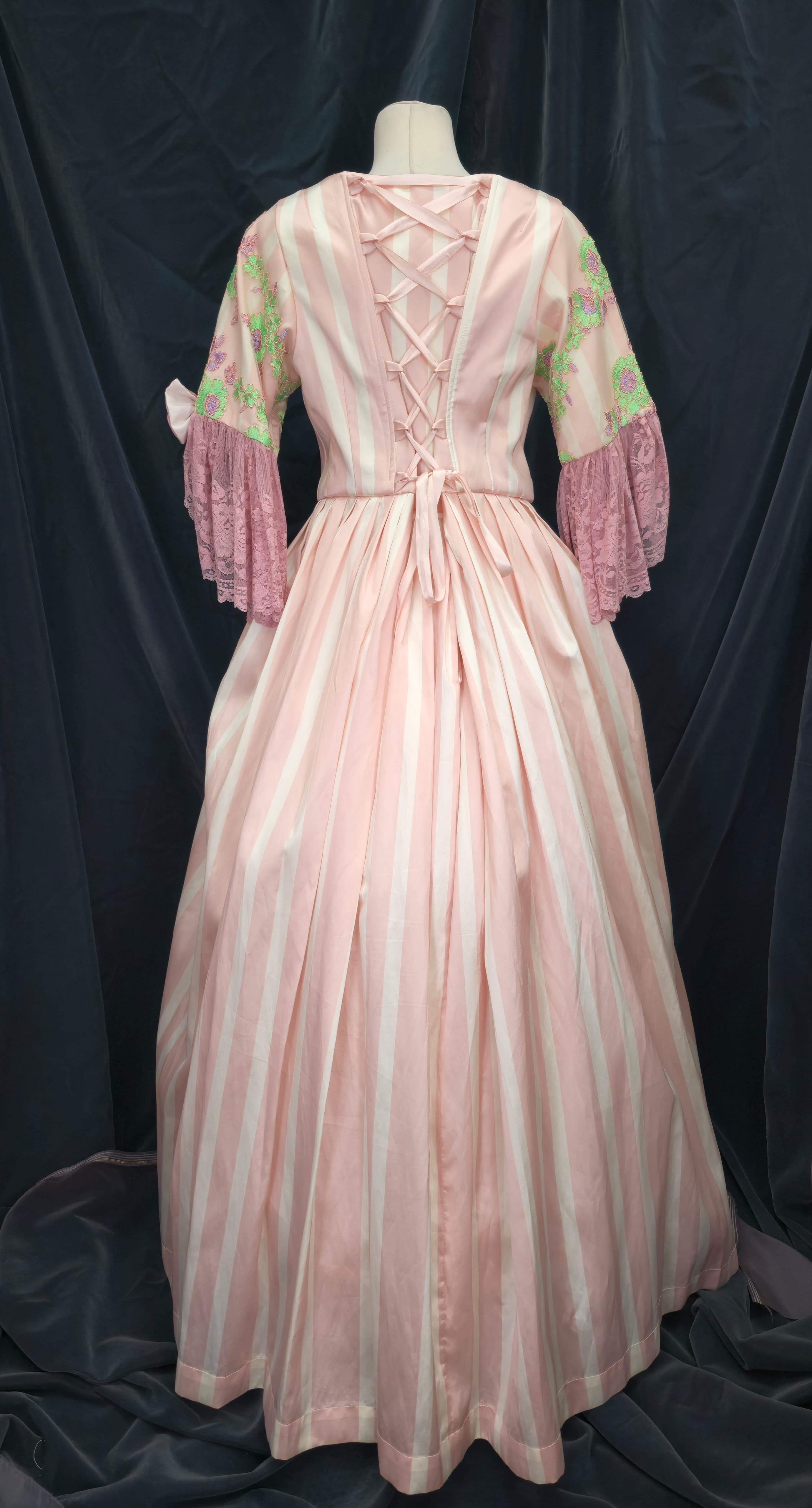 María Antonieta Serie  XXXI - Imagen 3